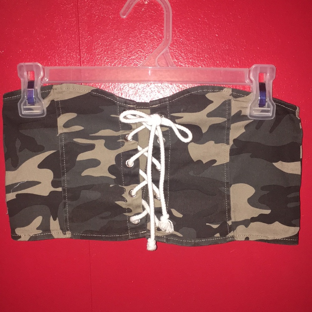 Crop top